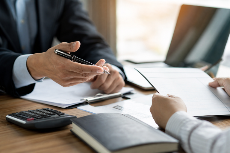 LCR bancaire : Définition, rôle et fonctionnement de la Lettre de Change Relevé